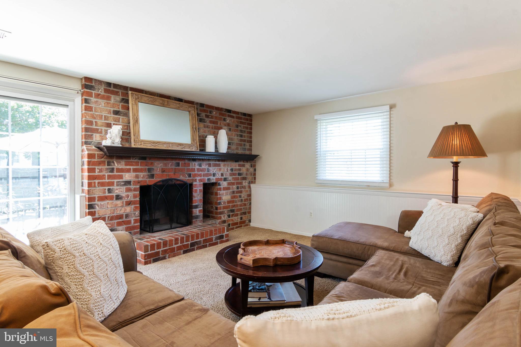 111 Ardoon Road Lutherville-Timonium, MD 21093 - Photo 27 of 44 A Wonderful Room For Entertaining!