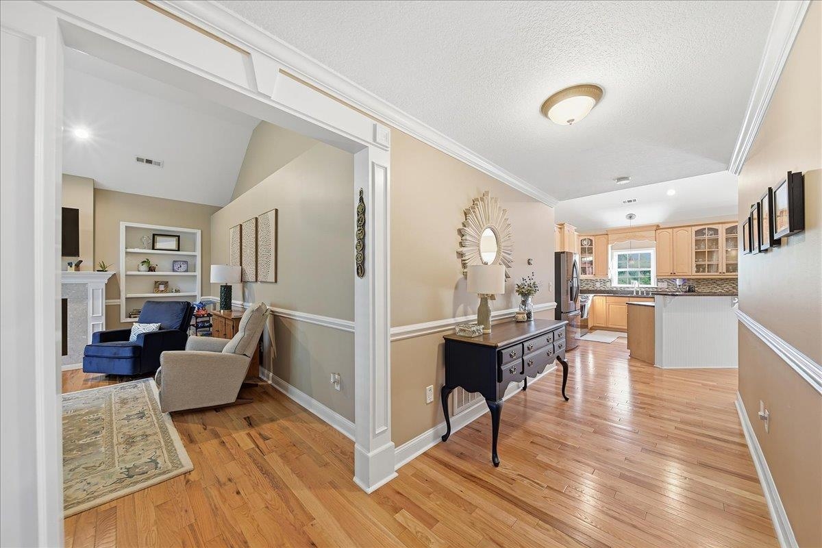 24 Carriage Drive Greer, SC 29651 - Photo 5 of 41