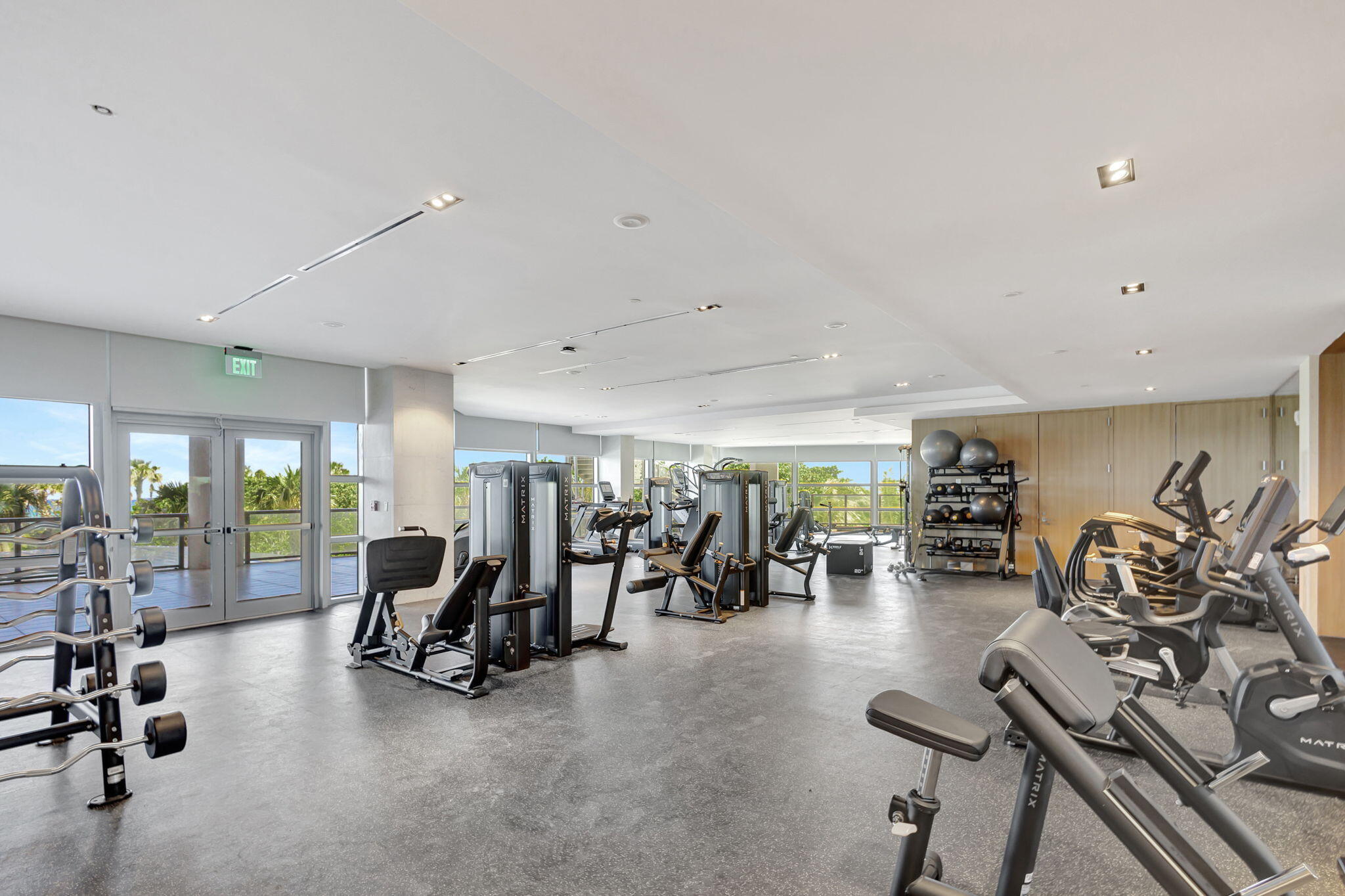 3100 North Ocean Drive, Unit 1210H Singer Island, FL 33404 - Photo 87 of 93 a view of a room with gym equipment