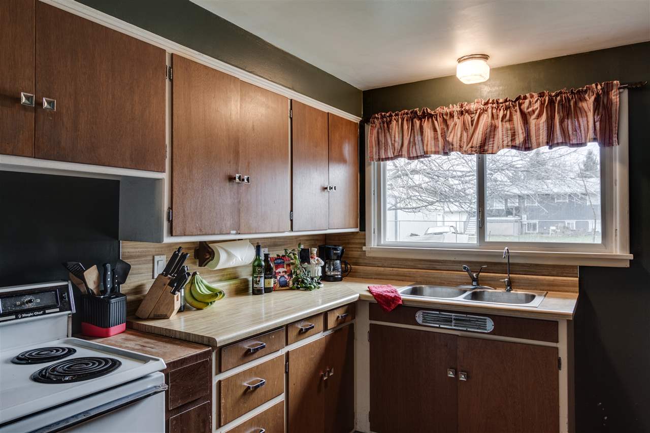 13717 East Riverside Avenue Spokane Valley, WA 99216 - Photo 6 of 20