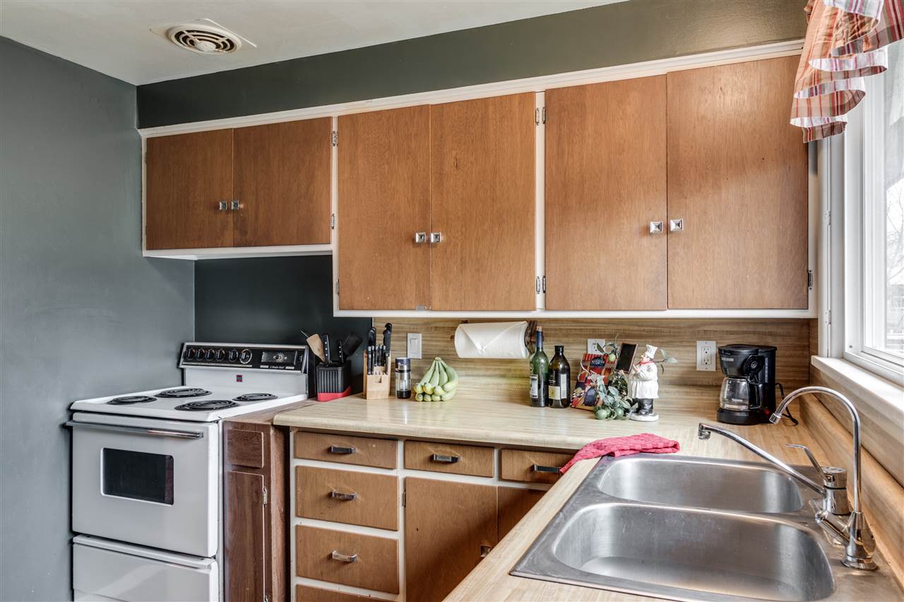 13717 East Riverside Avenue Spokane Valley, WA 99216 - Photo 7 of 20