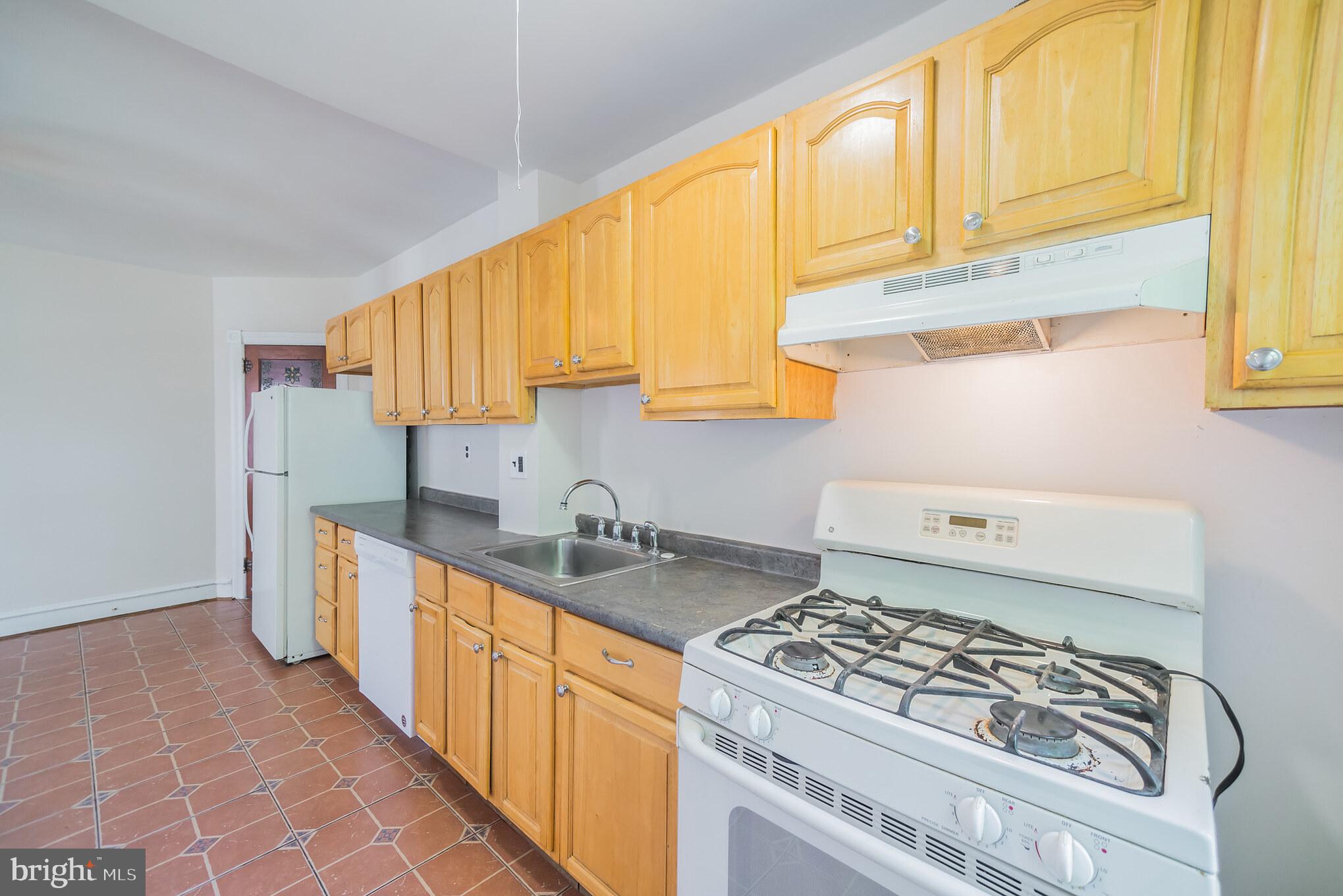 20 Rhodes Avenue Collingdale, PA 19023 - Photo 11 of 30 Gallery Image 11