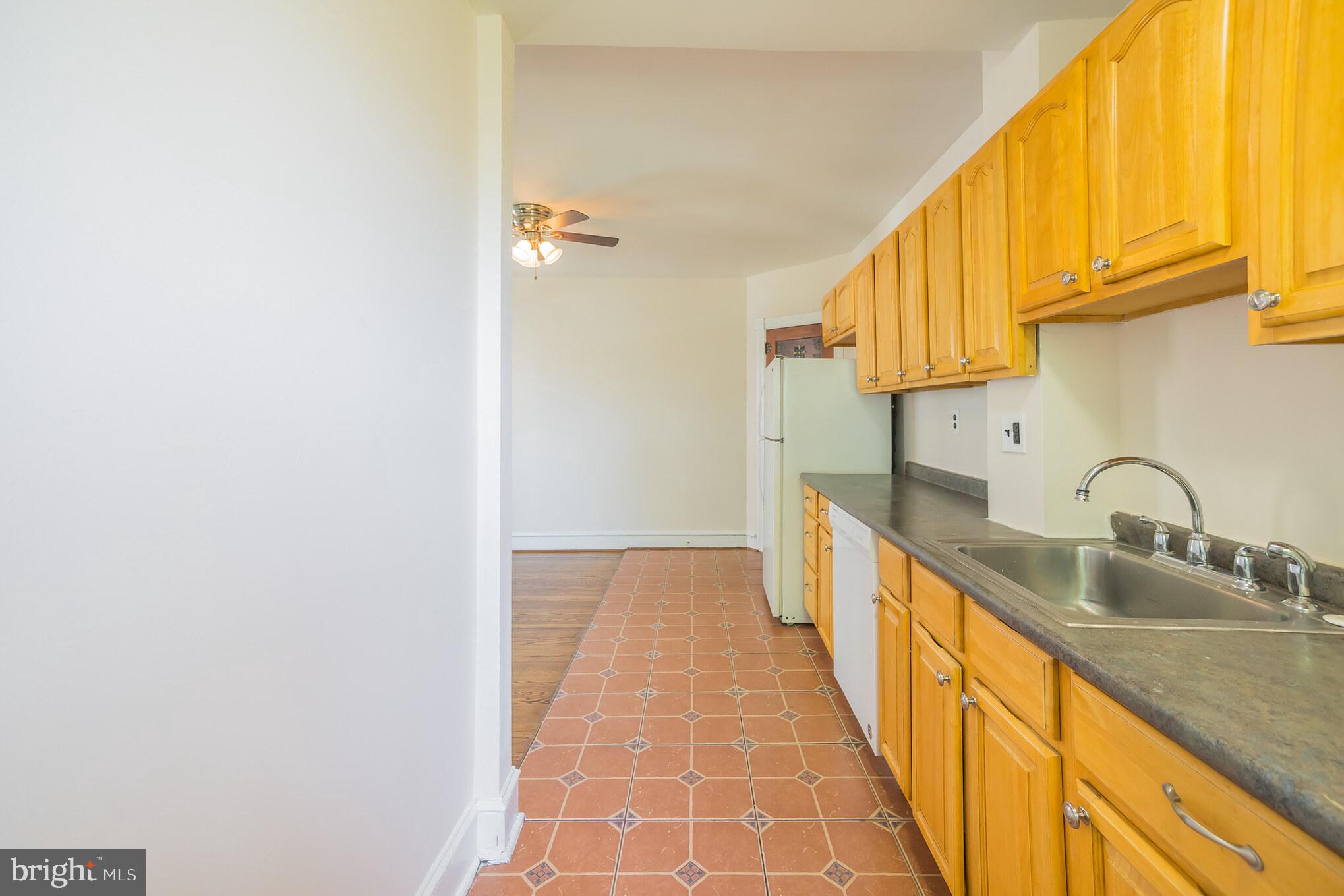 20 Rhodes Avenue Collingdale, PA 19023 - Photo 12 of 30 Gallery Image 12