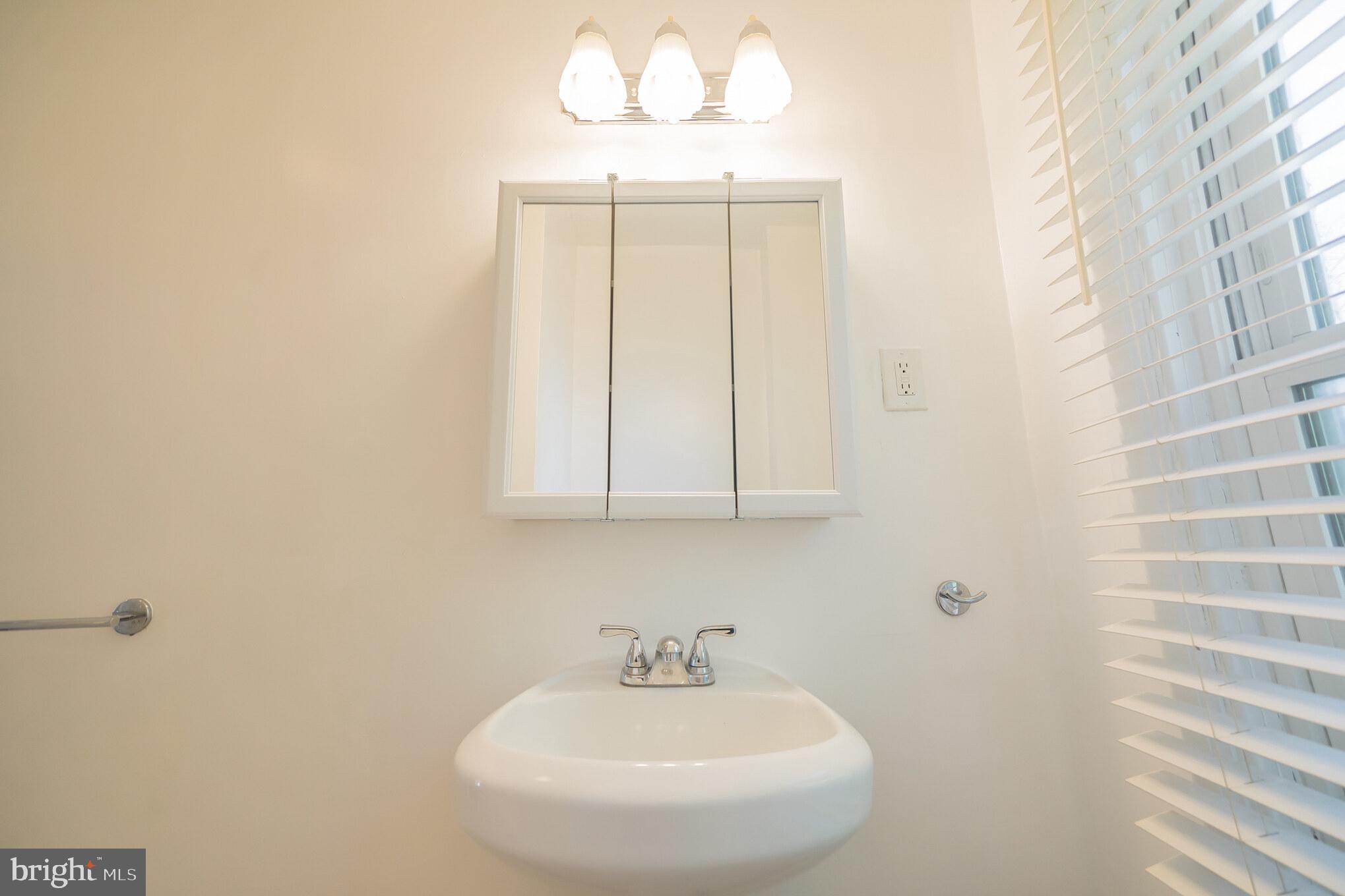 20 Rhodes Avenue Collingdale, PA 19023 - Photo 19 of 30 Gallery Image 19