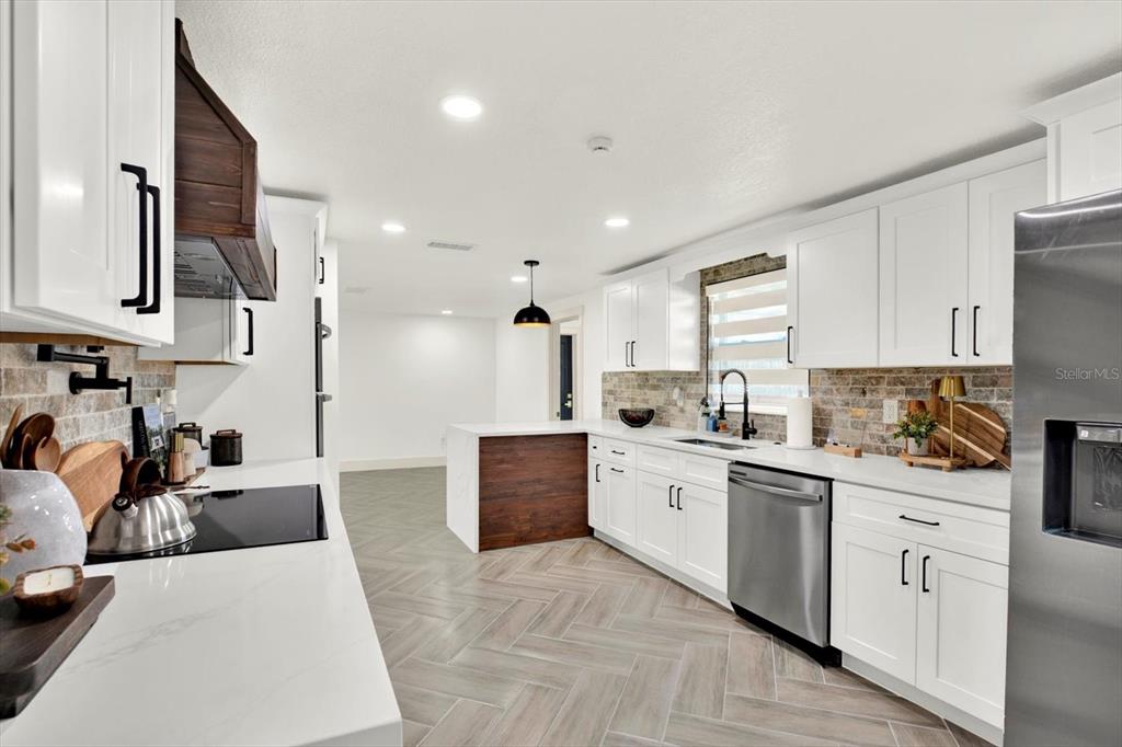 4745 Guardian Avenue Holiday, FL 34690 - Photo 24 of 38