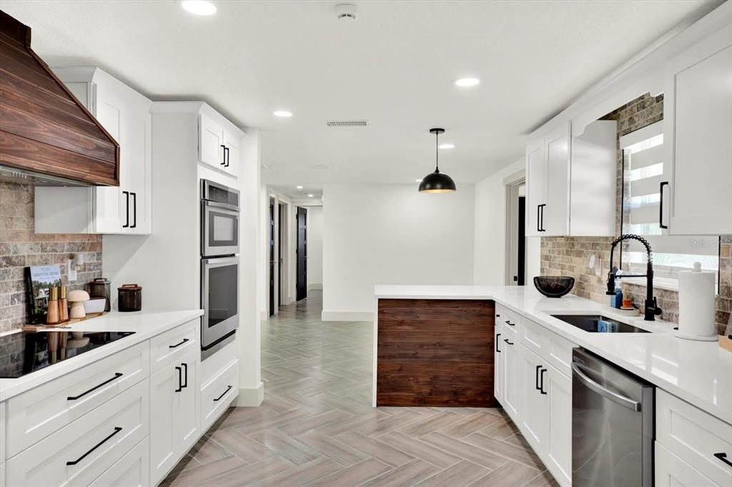 4745 Guardian Avenue Holiday, FL 34690 - Photo 25 of 38