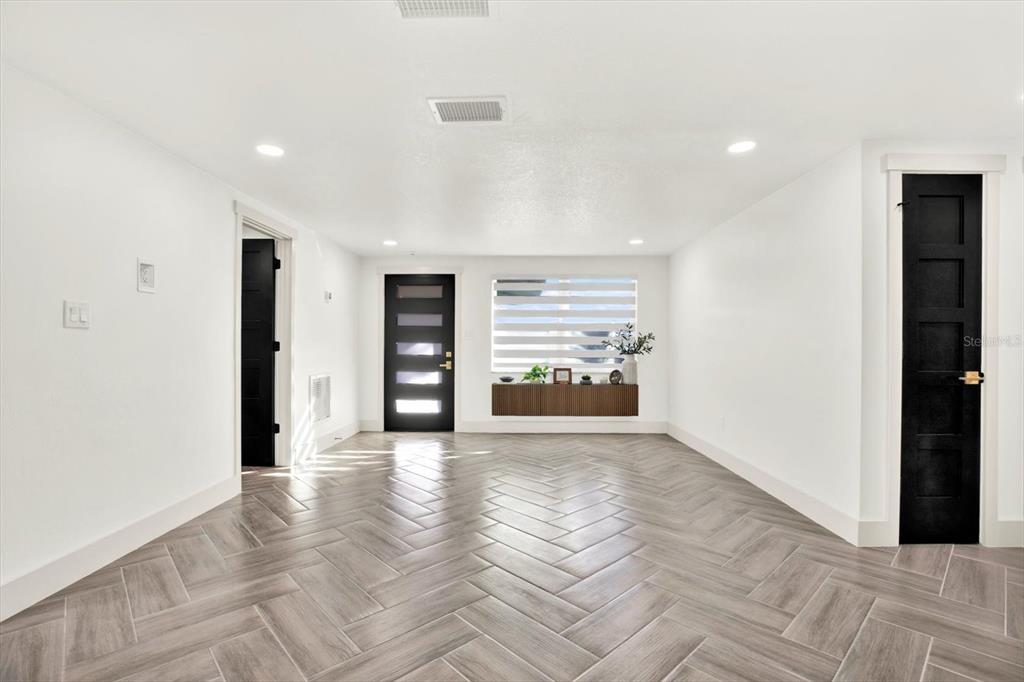 4745 Guardian Avenue Holiday, FL 34690 - Photo 8 of 38