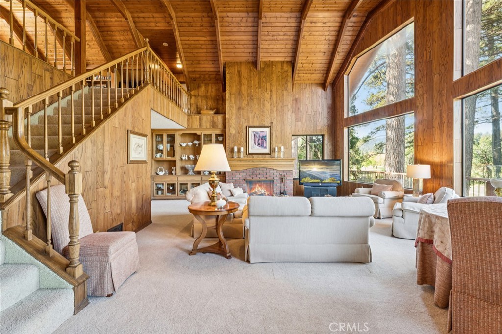 524 Golf Course Road Lake Arrowhead, CA 92352 - Photo 10 of 71
