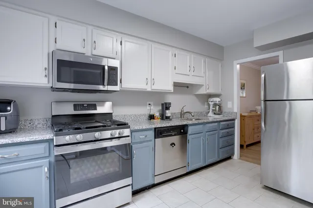 $469,888 | 3708 A Steppes Court, Falls Church, VA 22041