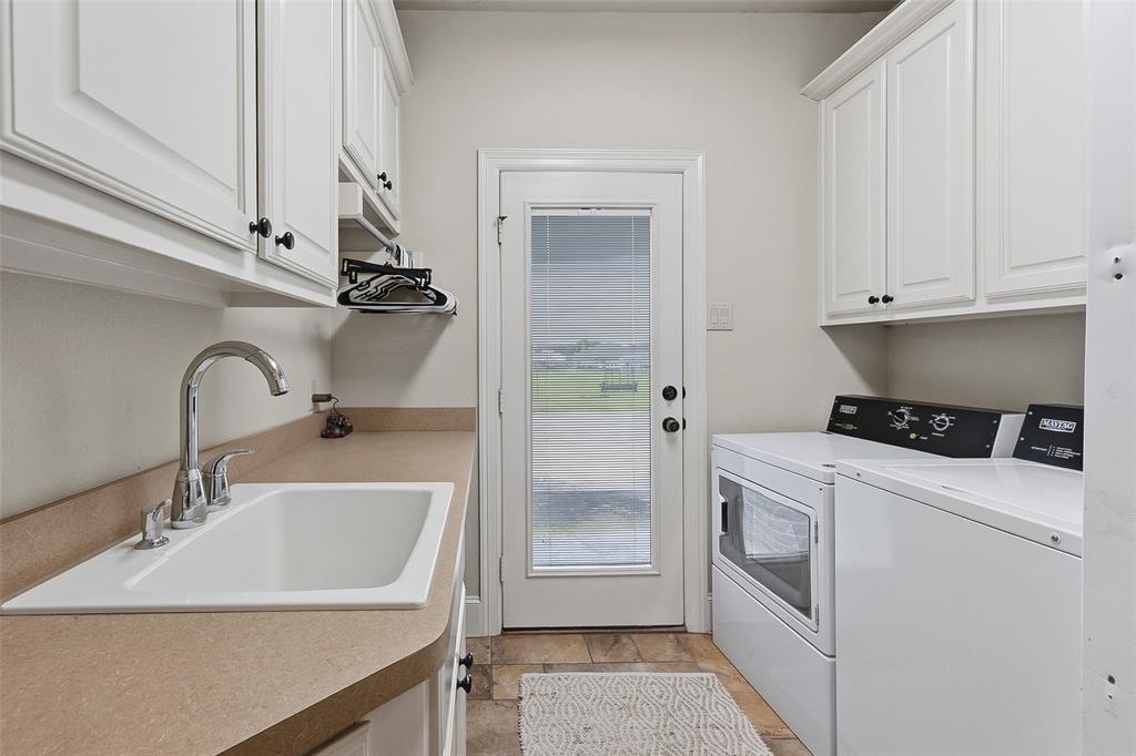 5241 Plainview Road Midlothian, TX 76065 - Photo 20 of 39