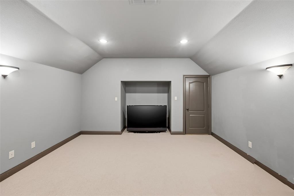 5241 Plainview Road Midlothian, TX 76065 - Photo 24 of 39