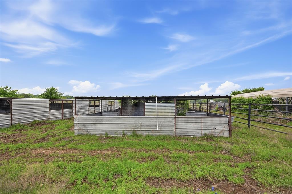 5241 Plainview Road Midlothian, TX 76065 - Photo 34 of 39