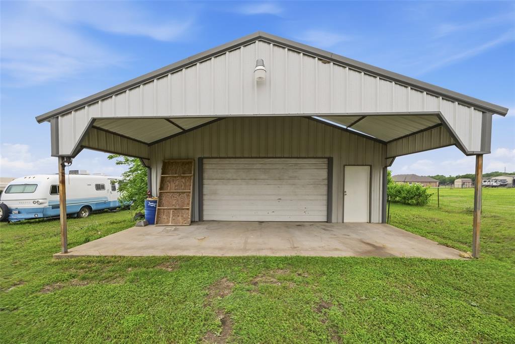 5241 Plainview Road Midlothian, TX 76065 - Photo 36 of 39