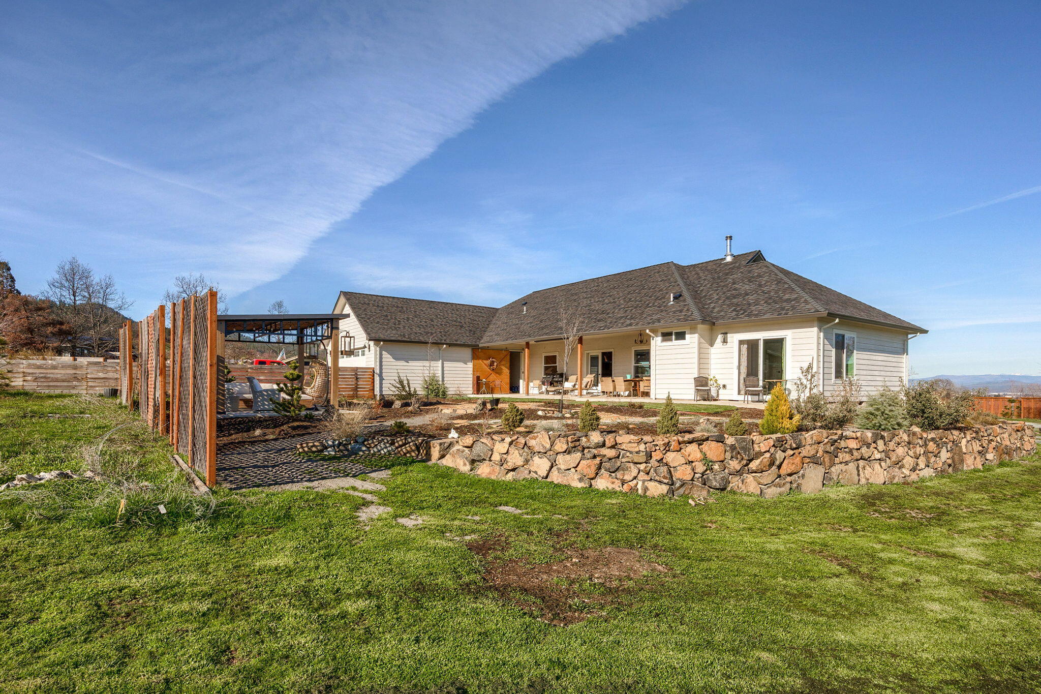 893 Old Stage Road Central Point, OR 97502 - Photo 35 of 50 Gallery Image 35