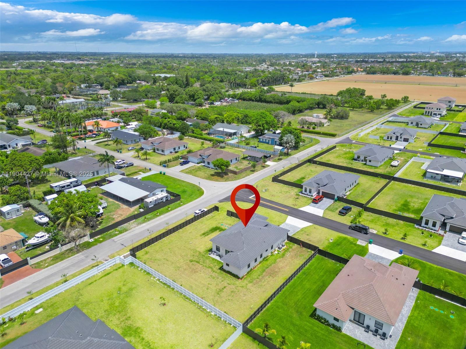 32206 Southwest 196th Avenue, Unit 1 Homestead, FL 33030 - Photo 7 of 8