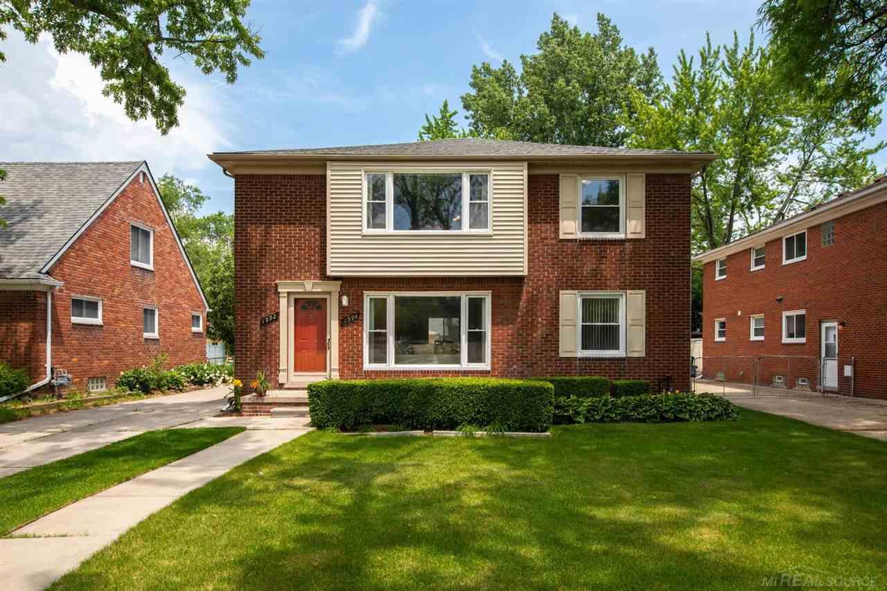 1992 Vernier Road Grosse Pointe, MI 48236 - Photo 1 of 33 1992 1994 Vernier