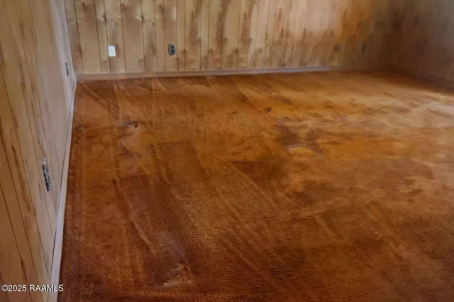 $129,900 | 113 Oak Knoll Drive, Ville Platte, LA 70586