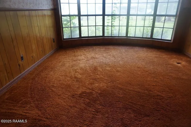 $129,900 | 113 Oak Knoll Drive, Ville Platte, LA 70586