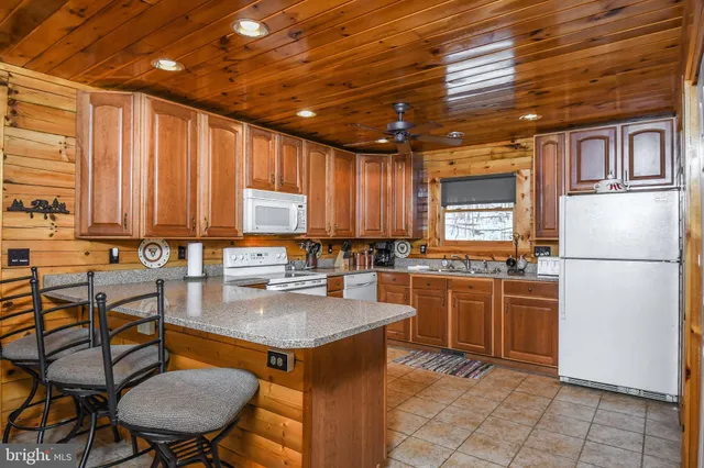 $349,900 | 412 Tanglewood Road, Oakland, MD 21550