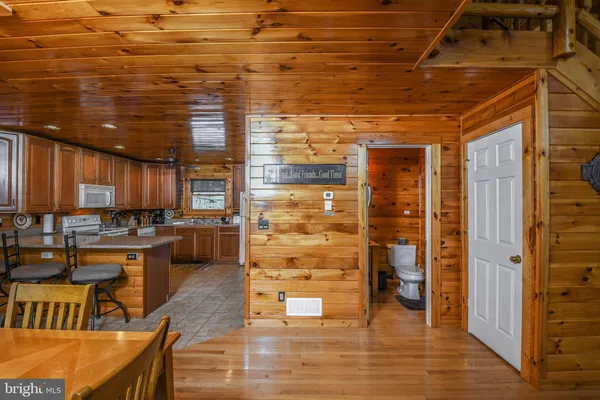 $349,900 | 412 Tanglewood Road, Oakland, MD 21550