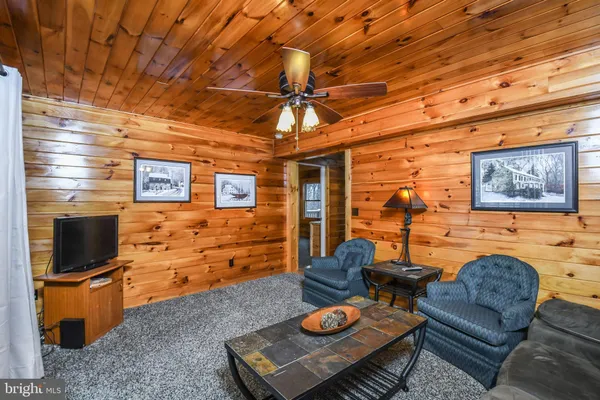 $349,900 | 412 Tanglewood Road, Oakland, MD 21550