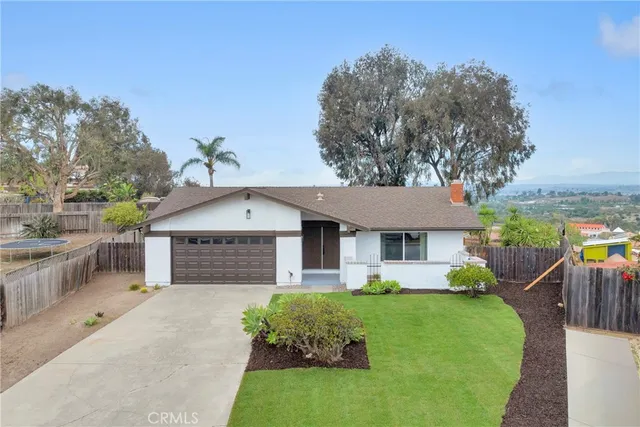 $995,000 | 1768 Henderson Court, Vista, CA 92083