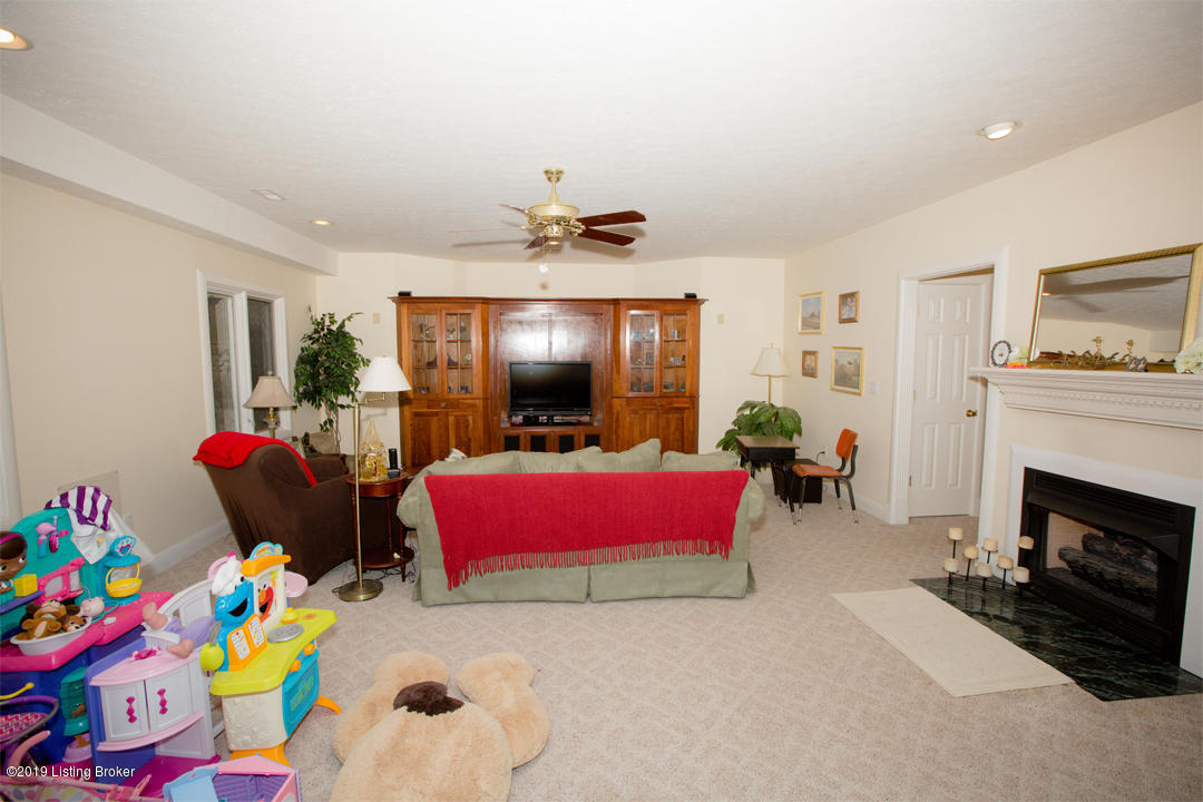 475 Overall Phillips Road Elizabethtown, KY 42701 - Photo 70 of 75 060 Family Room 2