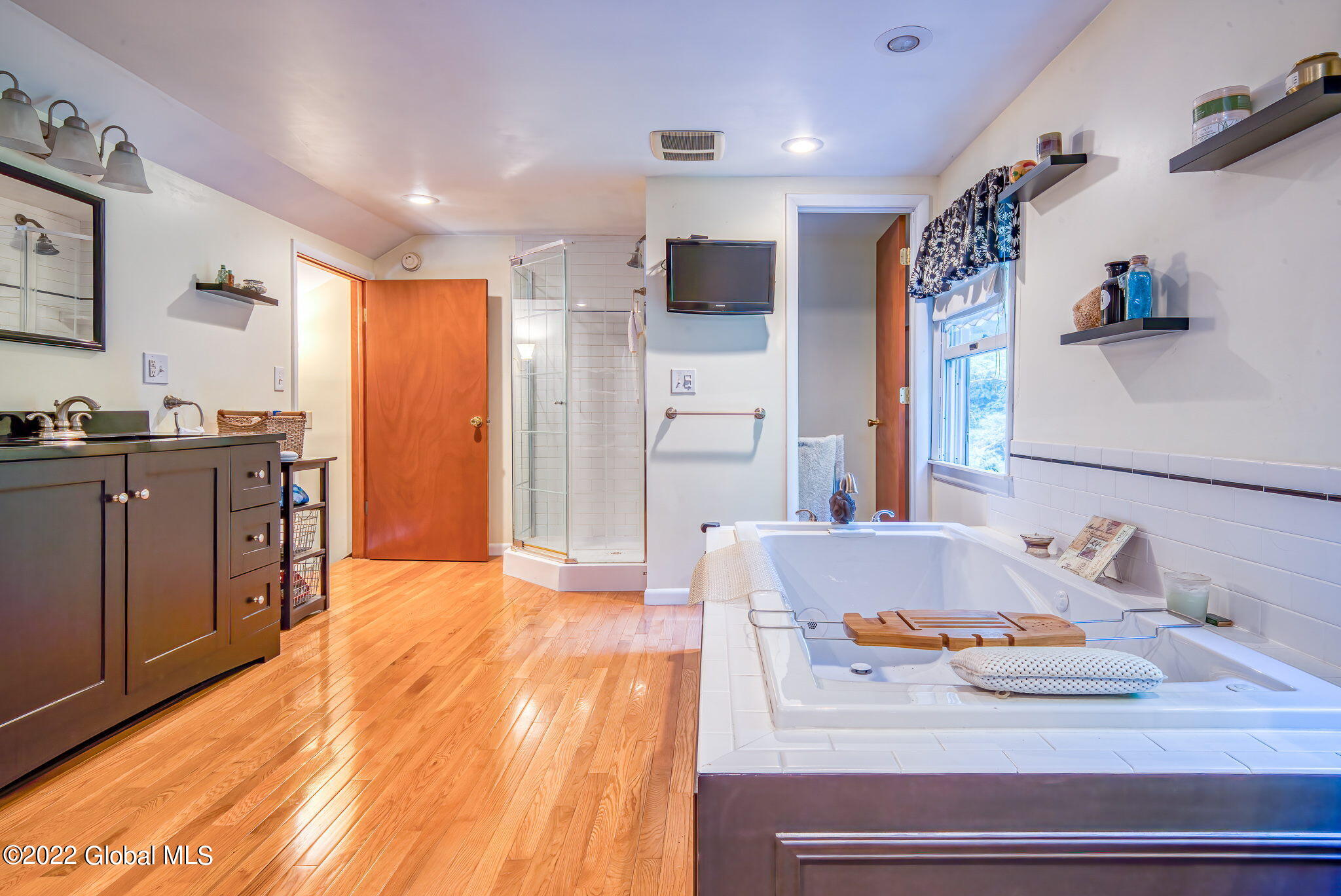 1110 Mohawk Road Niskayuna, NY 12309 - Photo 26 of 34 39-web-or-mls-1110-mohawk-rd