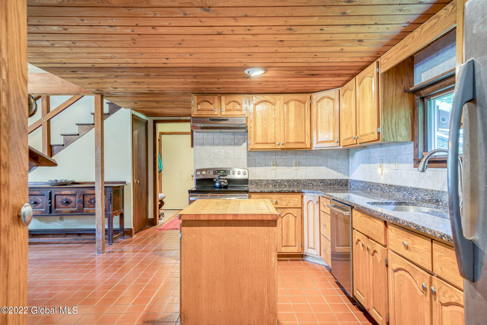 1110 Mohawk Road Niskayuna, NY 12309 - Photo 7 of 34 17-web-or-mls-1110-mohawk-rd