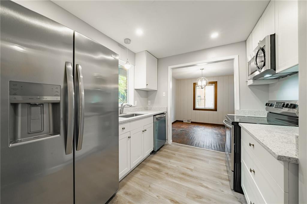 299 Greenlee Road Pittsburgh, PA 15227 - Photo 12 of 28 Gallery Image 12