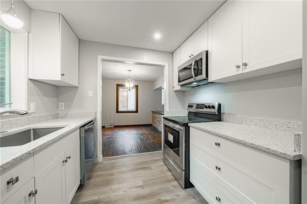 299 Greenlee Road Pittsburgh, PA 15227 - Photo 13 of 28 Gallery Image 13
