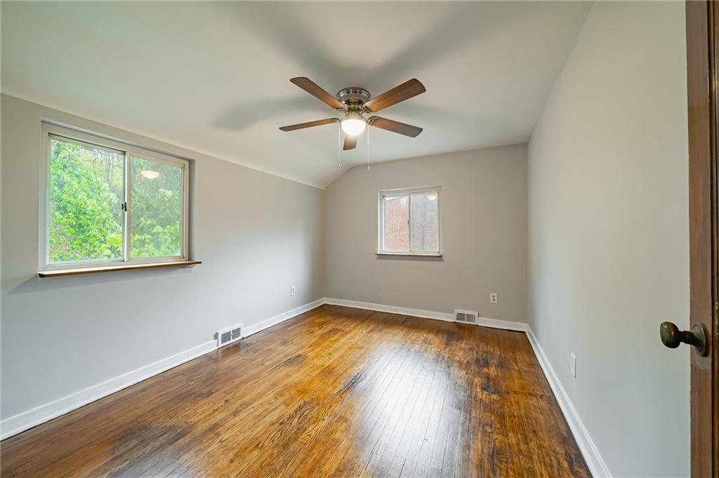 299 Greenlee Road Pittsburgh, PA 15227 - Photo 19 of 28 Gallery Image 19