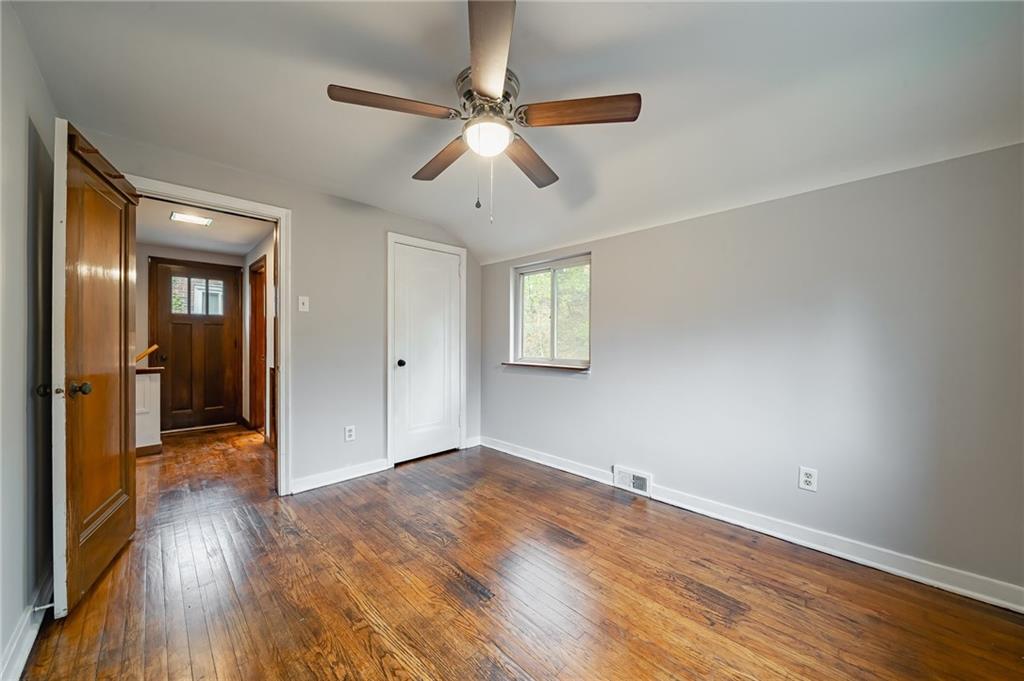 299 Greenlee Road Pittsburgh, PA 15227 - Photo 20 of 28 Gallery Image 20