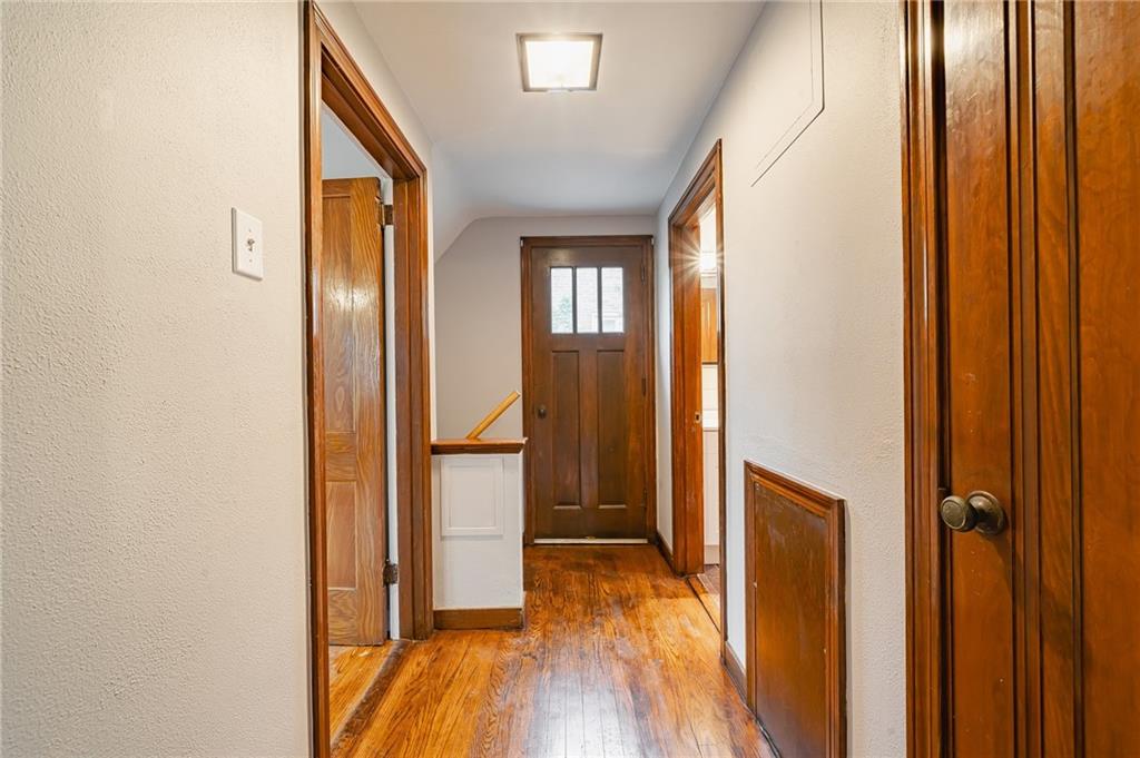 299 Greenlee Road Pittsburgh, PA 15227 - Photo 22 of 28 Gallery Image 22