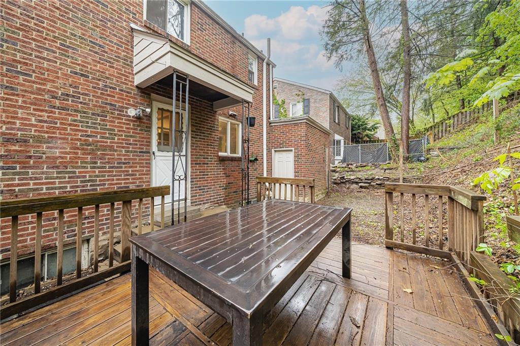 299 Greenlee Road Pittsburgh, PA 15227 - Photo 24 of 28 Gallery Image 24