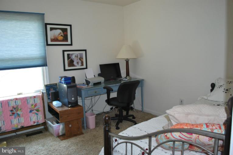 105 Idlewild Road Severna Park, MD 21146 - Photo 28 of 30 Bedroom