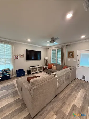 $1,895 | 1908 Brandon Oak, New Braunfels, TX 78130
