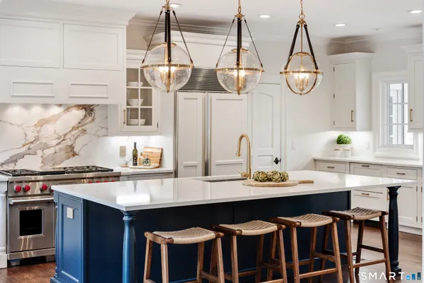 $4,595,000 | 1421 Oenoke Ridge, New Canaan, CT 06840