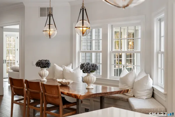 $4,595,000 | 1421 Oenoke Ridge, New Canaan, CT 06840