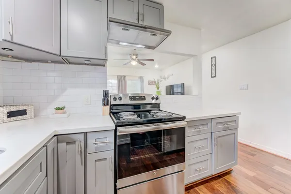 a close view of sink and tap