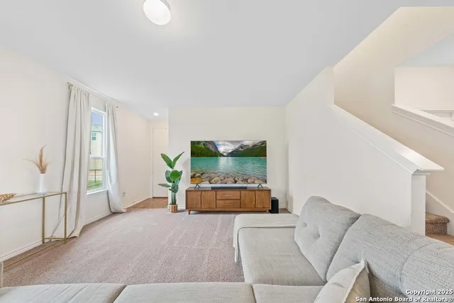 $2,000 | 10643 Military Drive West, Unit 33, San Antonio, TX 78245