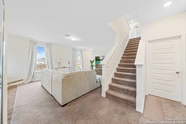 $2,000 | 10643 Military Drive West, Unit 33, San Antonio, TX 78245