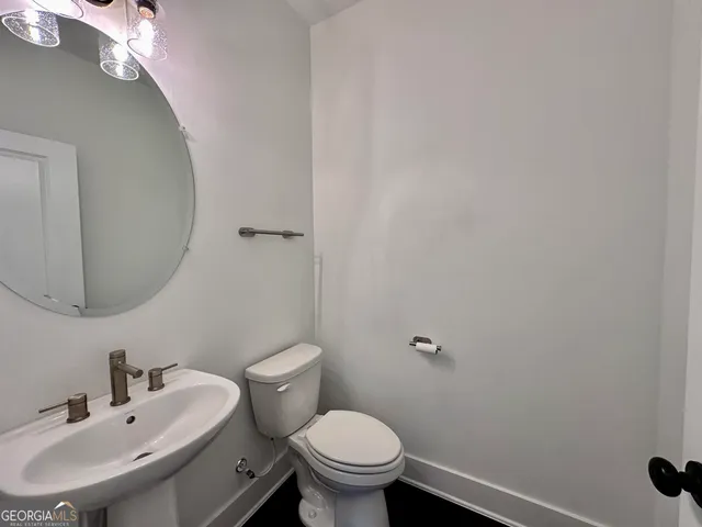 $4,250 | 533 Whitlox Road Northwest, Atlanta, GA 30309