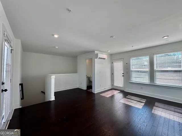 $4,250 | 533 Whitlox Road Northwest, Atlanta, GA 30309