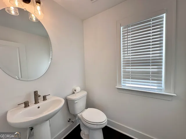 $4,250 | 533 Whitlox Road Northwest, Atlanta, GA 30309