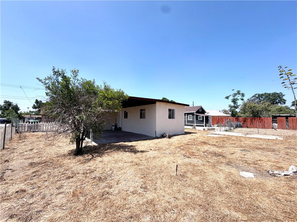 247 Stephen Street Colton, CA 92324 - Photo 14 of 15