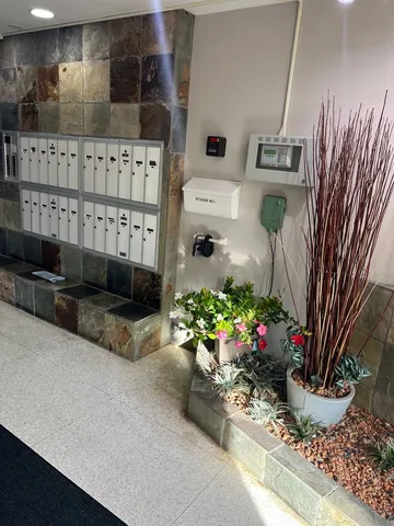 $275,000 | 5200 Galitz Street, Unit 105, Skokie, IL 60077