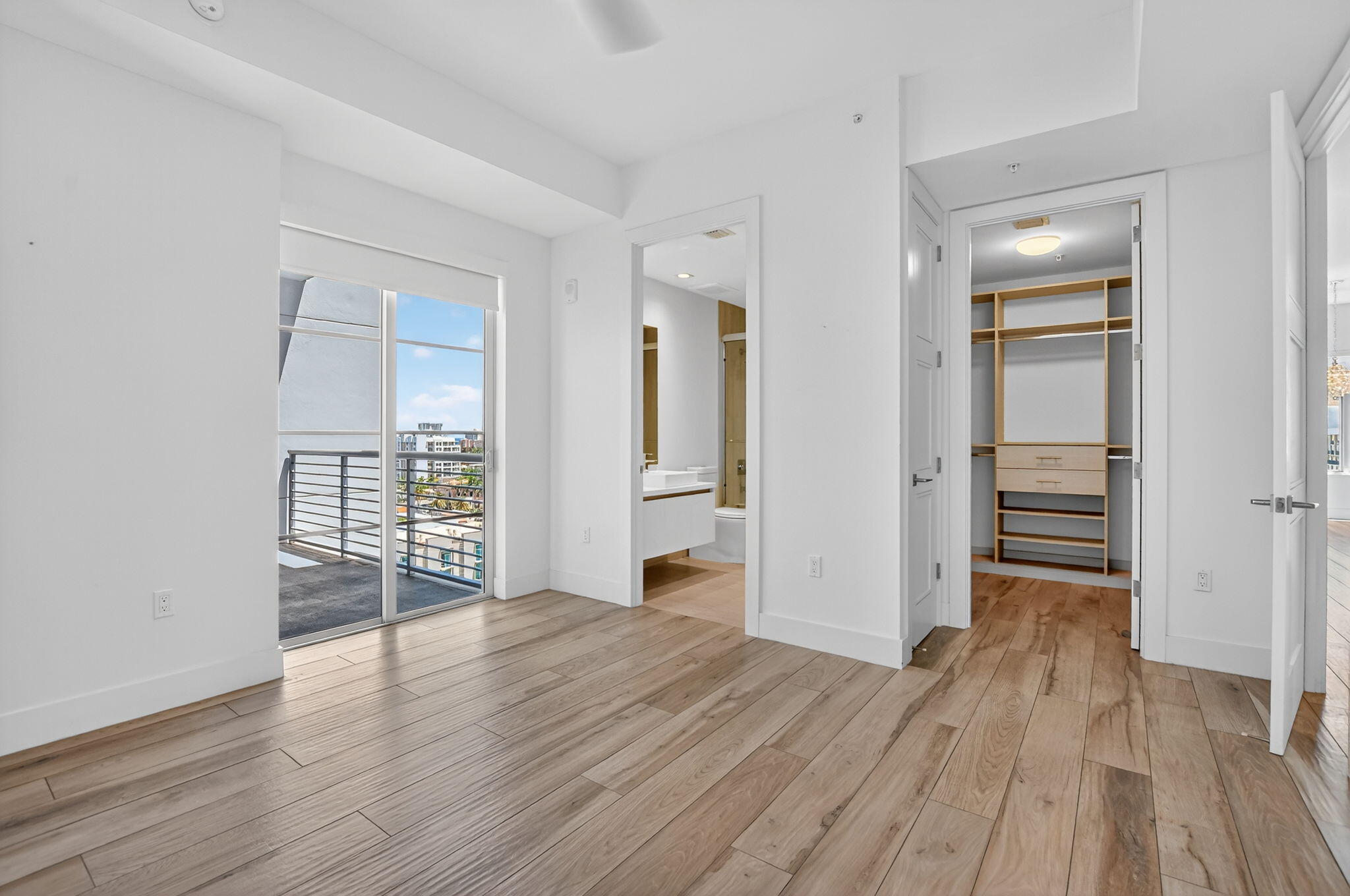 155 East Boca Raton Road, Unit 1014 Boca Raton, FL 33432 - Photo 15 of 62 41-web-or-mls-026_DSC_0510