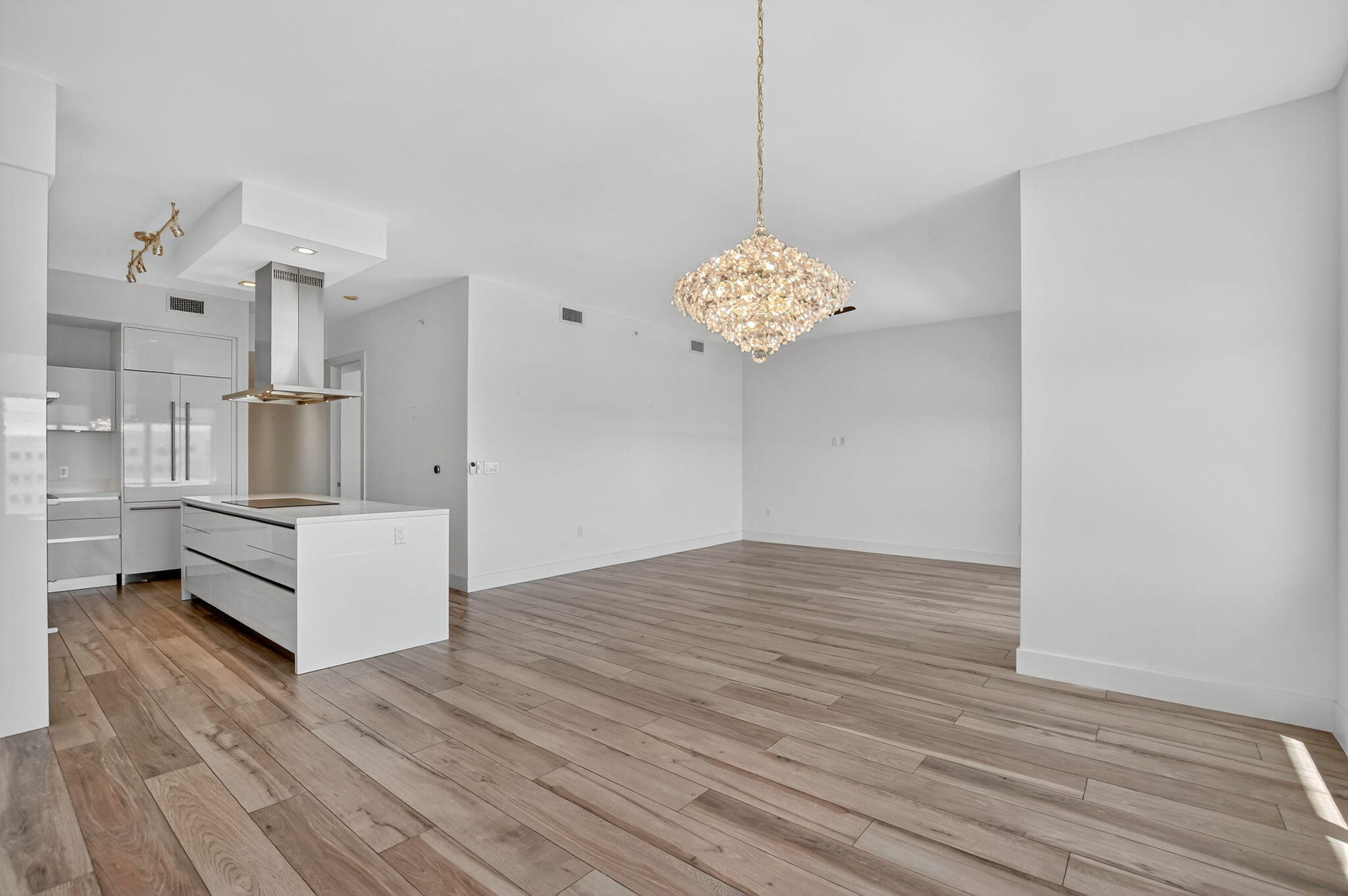 155 East Boca Raton Road, Unit 1014 Boca Raton, FL 33432 - Photo 6 of 62 16-web-or-mls-016_DSC_0456