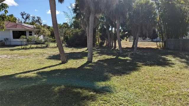 $4,650 | 617 Indiana Avenue, Nokomis, FL 34275